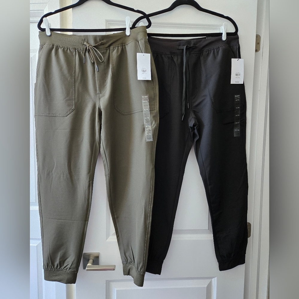 2 For 1 Bluenotes Men's Black and Olive Traveler Jogger Pants In XL